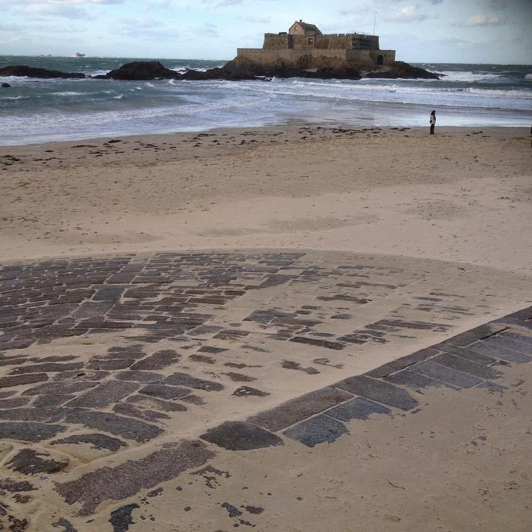 Apartment Le 1725 Saint-Malo Luaran gambar